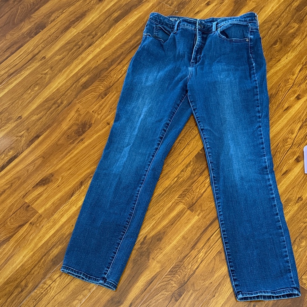 Talbots Flawless Women's high rise straight leg Jeans - Picture 7 of 10